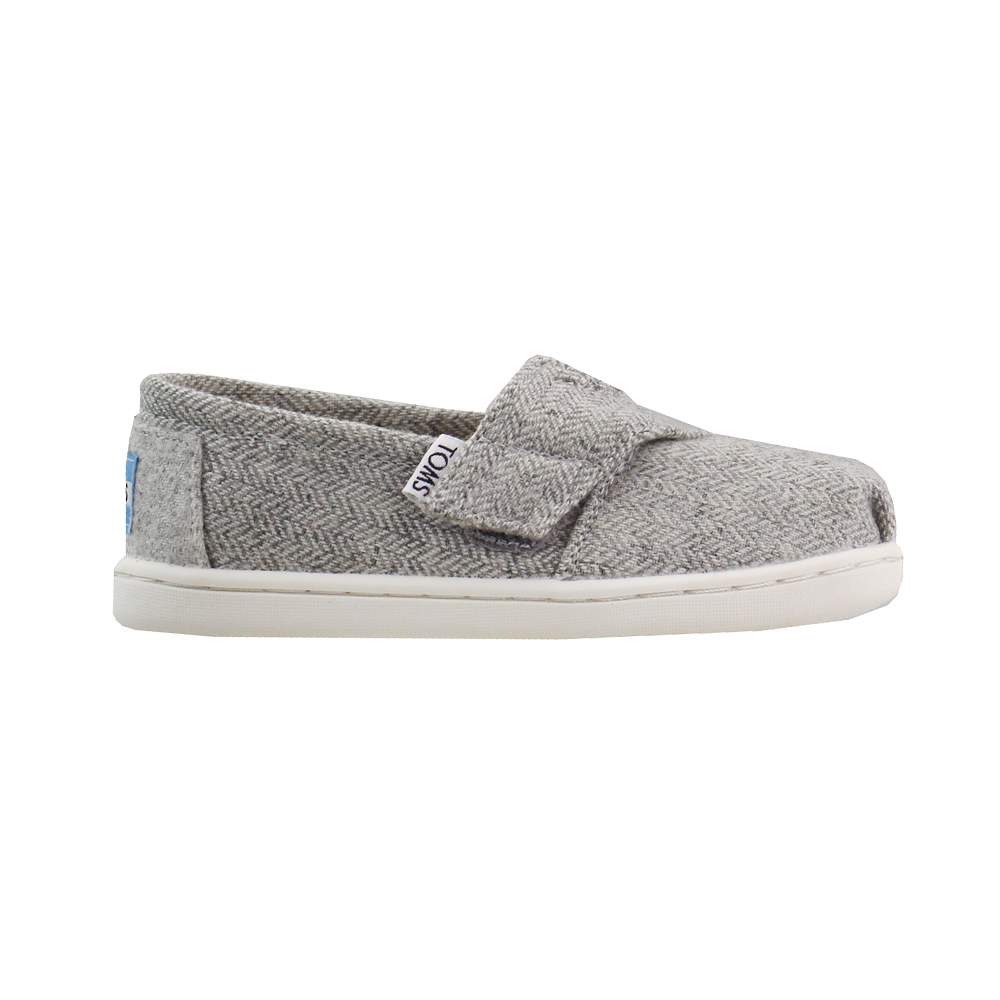 youth slip on shoes