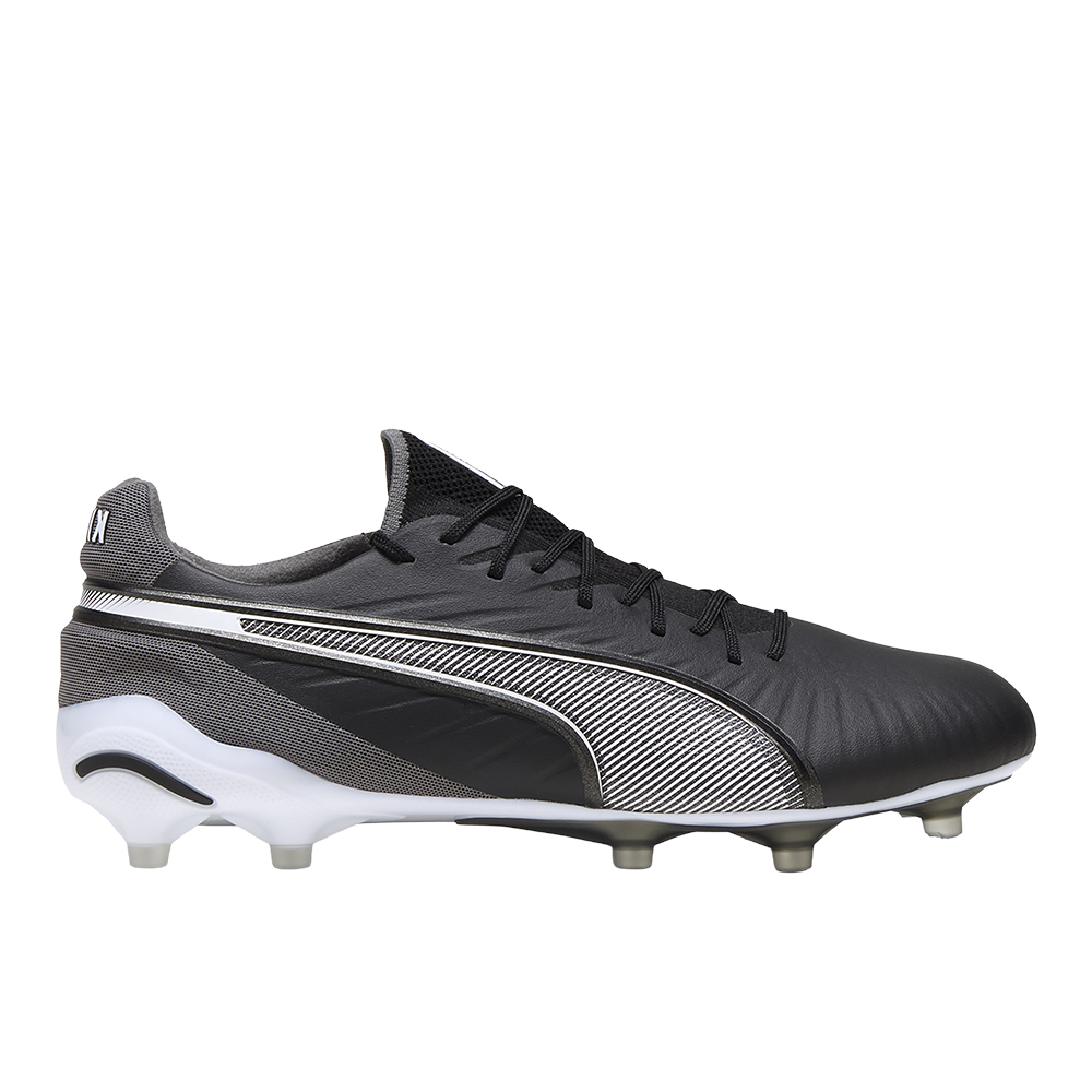 PUMA King Ultimate Soccer Cleats