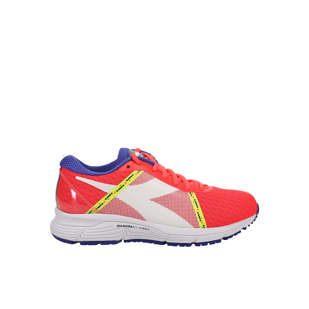 diadora Mythos Blushield Elite 3 Running Shoes (Little Kid-Big Kid)