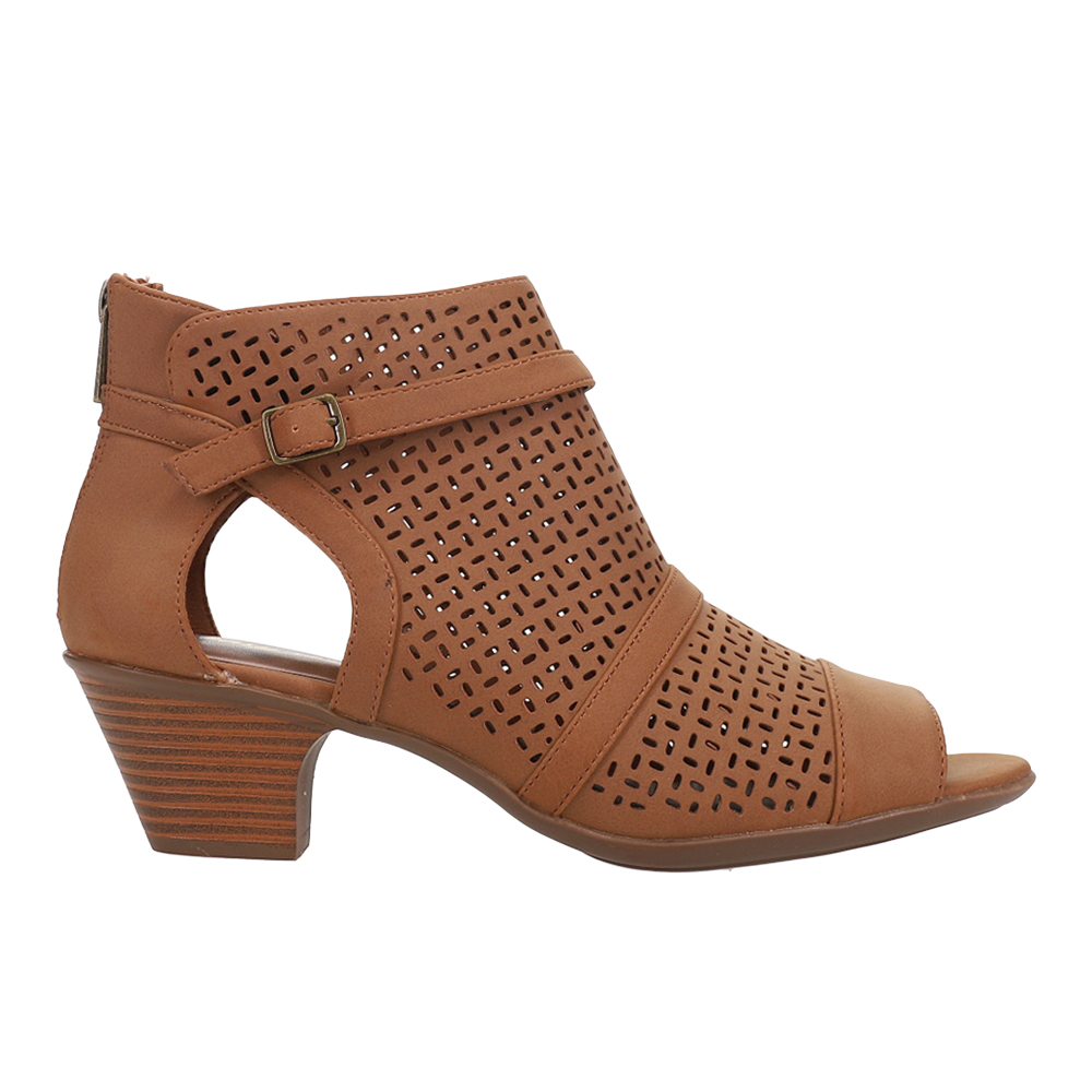 Easy Street Carrigan Block Heel Sandals