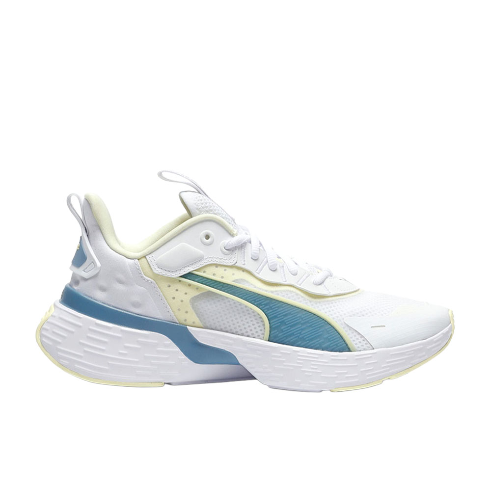 PUMA Softride Sway Women's Shoes in White, Size 6