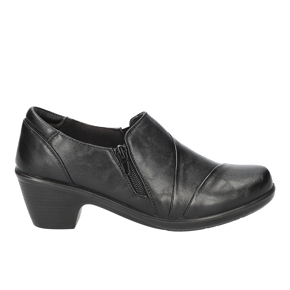 Easy Street Women's Rey Round Toe Shooties - Black