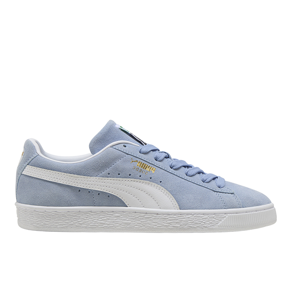 PUMA Suede Classic Sneakers in Blue, Size 7.5