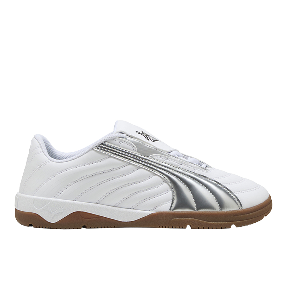 PUMA Tifosi Calcio Sneakers in White, Size 9.5