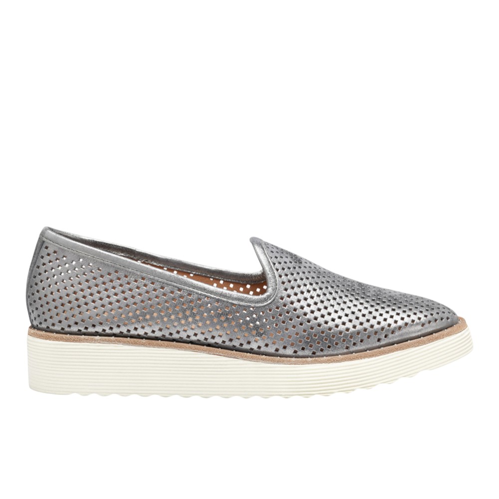 Johnston & Murphy Mitzi Venetian Perforated Metallic Slip On Loafers