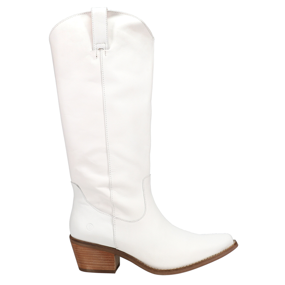 dingo boots white