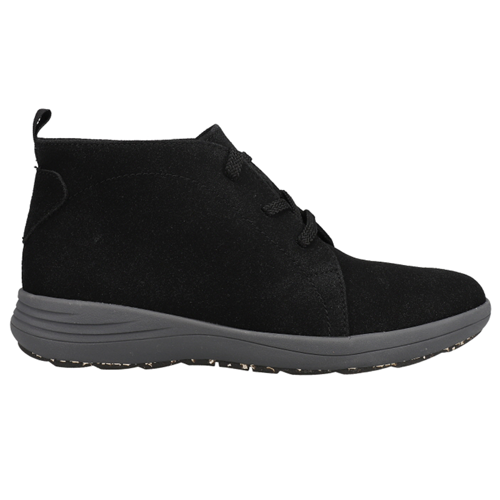 easy spirit chukka boots