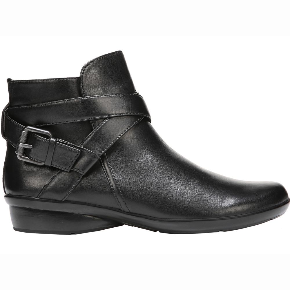 naturalizer cassandra booties black