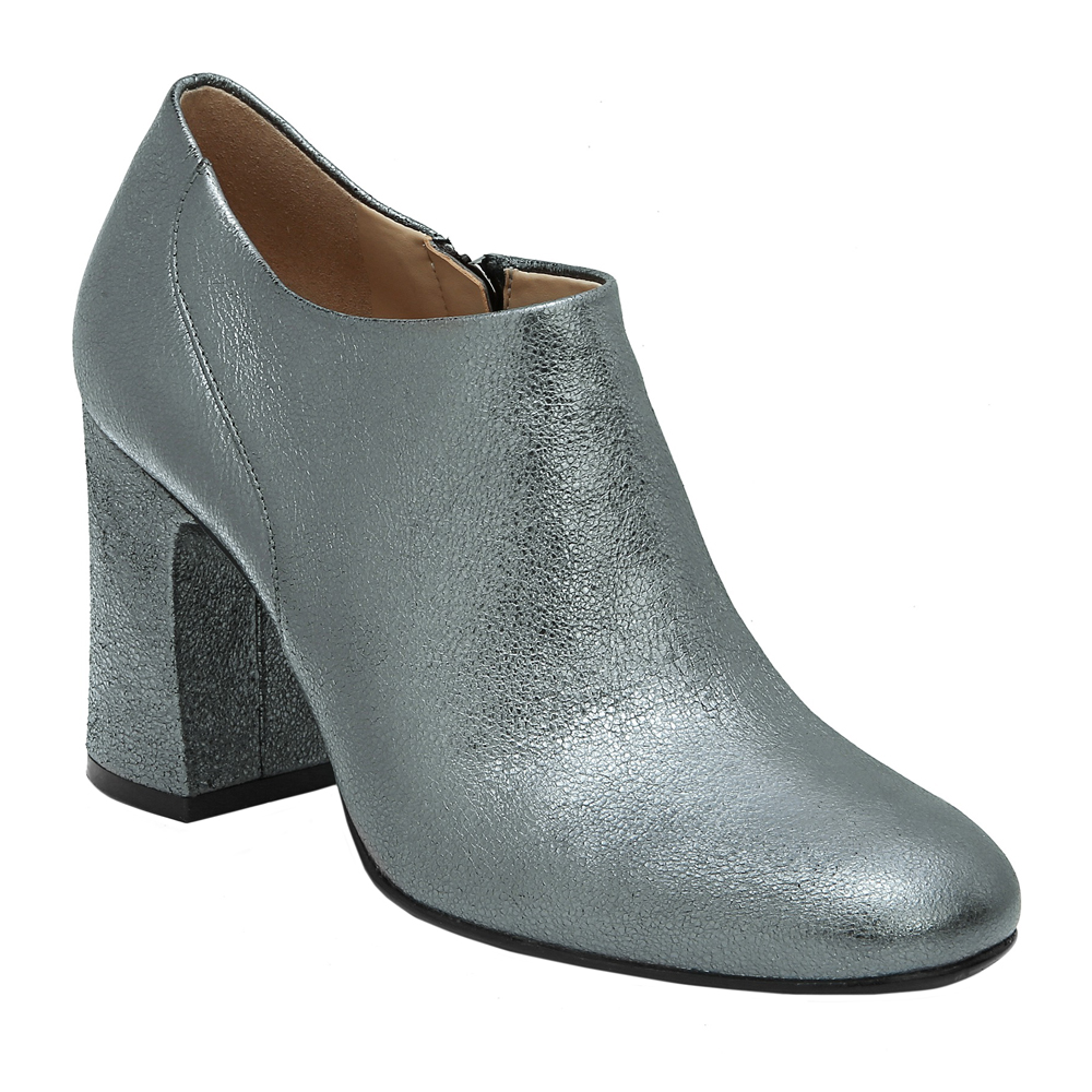 naturalizer sybil bootie