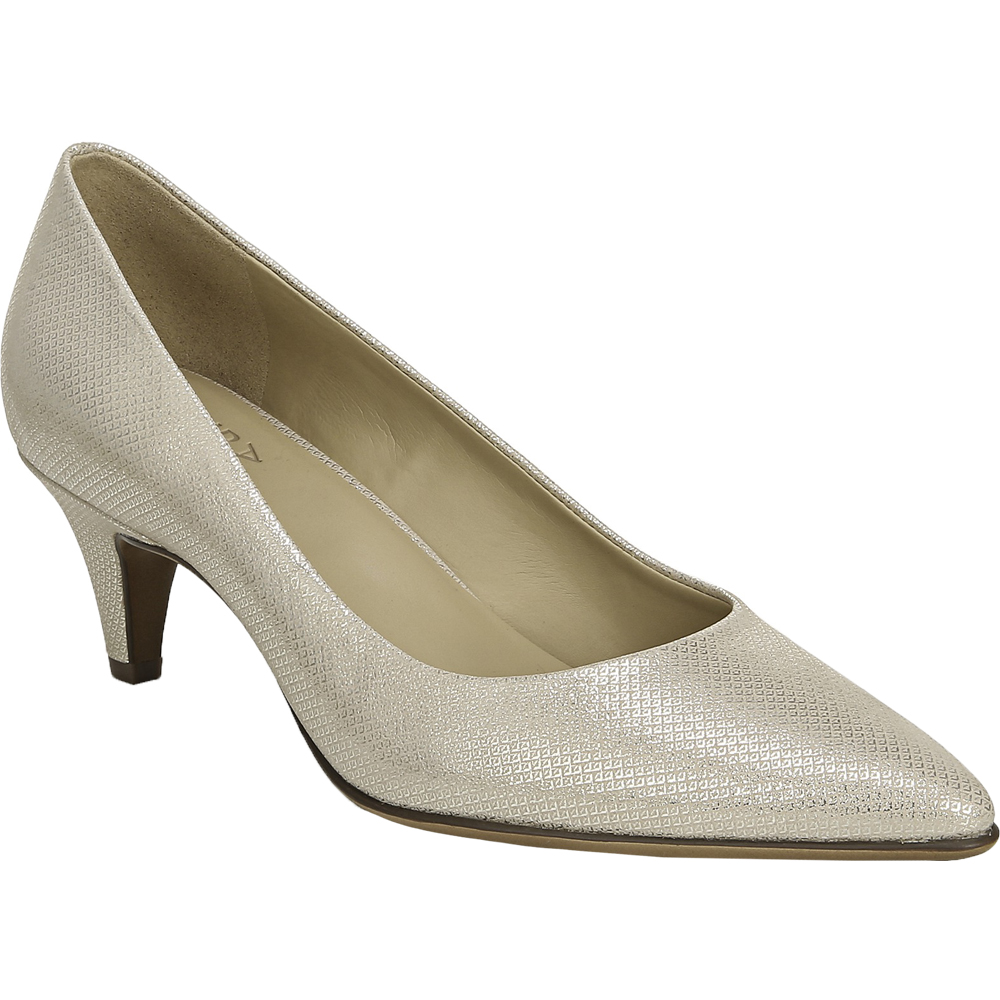 naturalizer beverly leather pumps