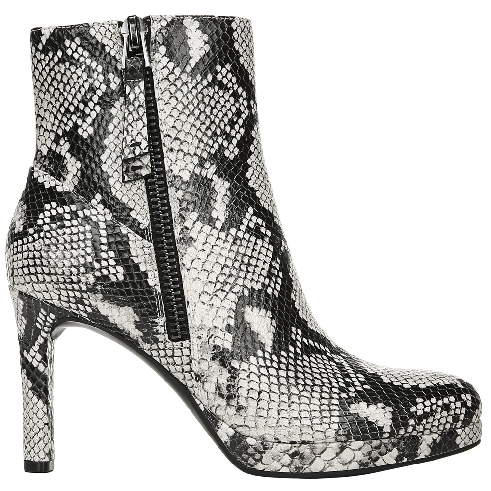 naturalizer julian bootie