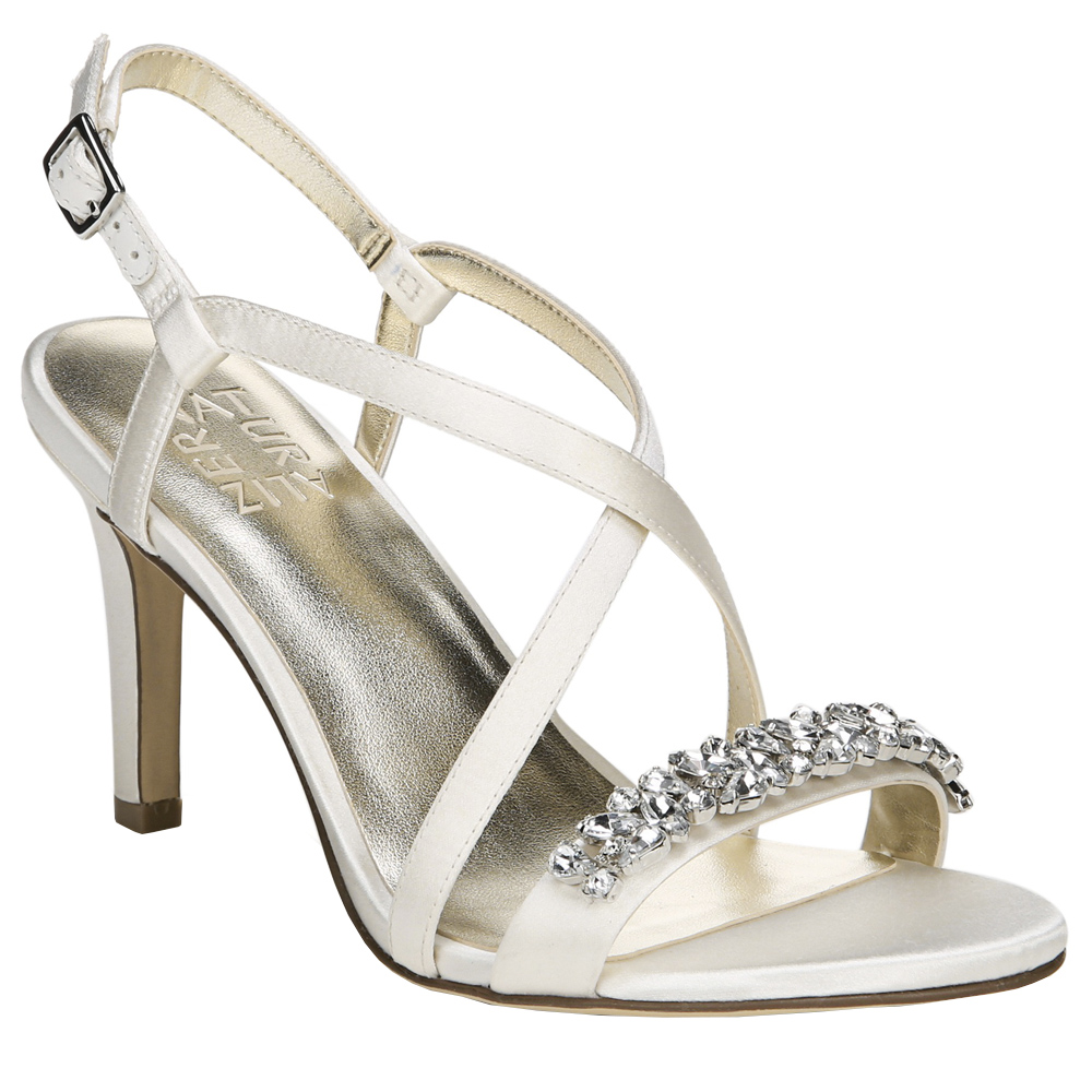 naturalizer shoe stores in manhattan