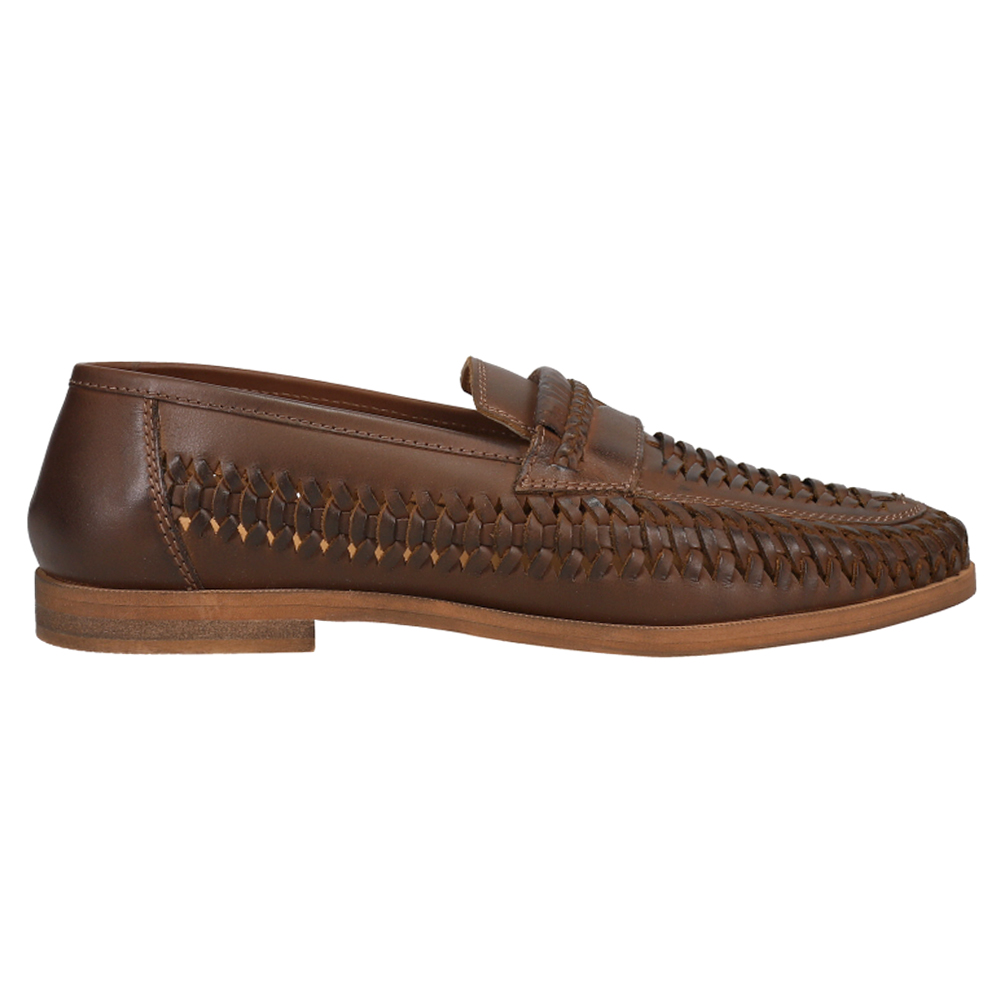 pointy end penny loafer