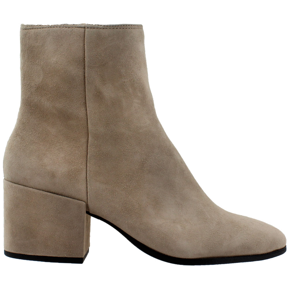 tall flat leather boots womens