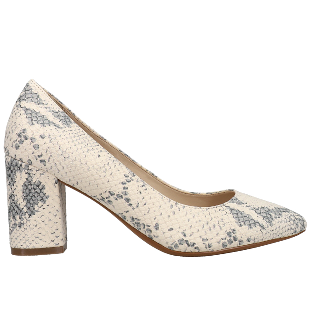 pointed toe block heels