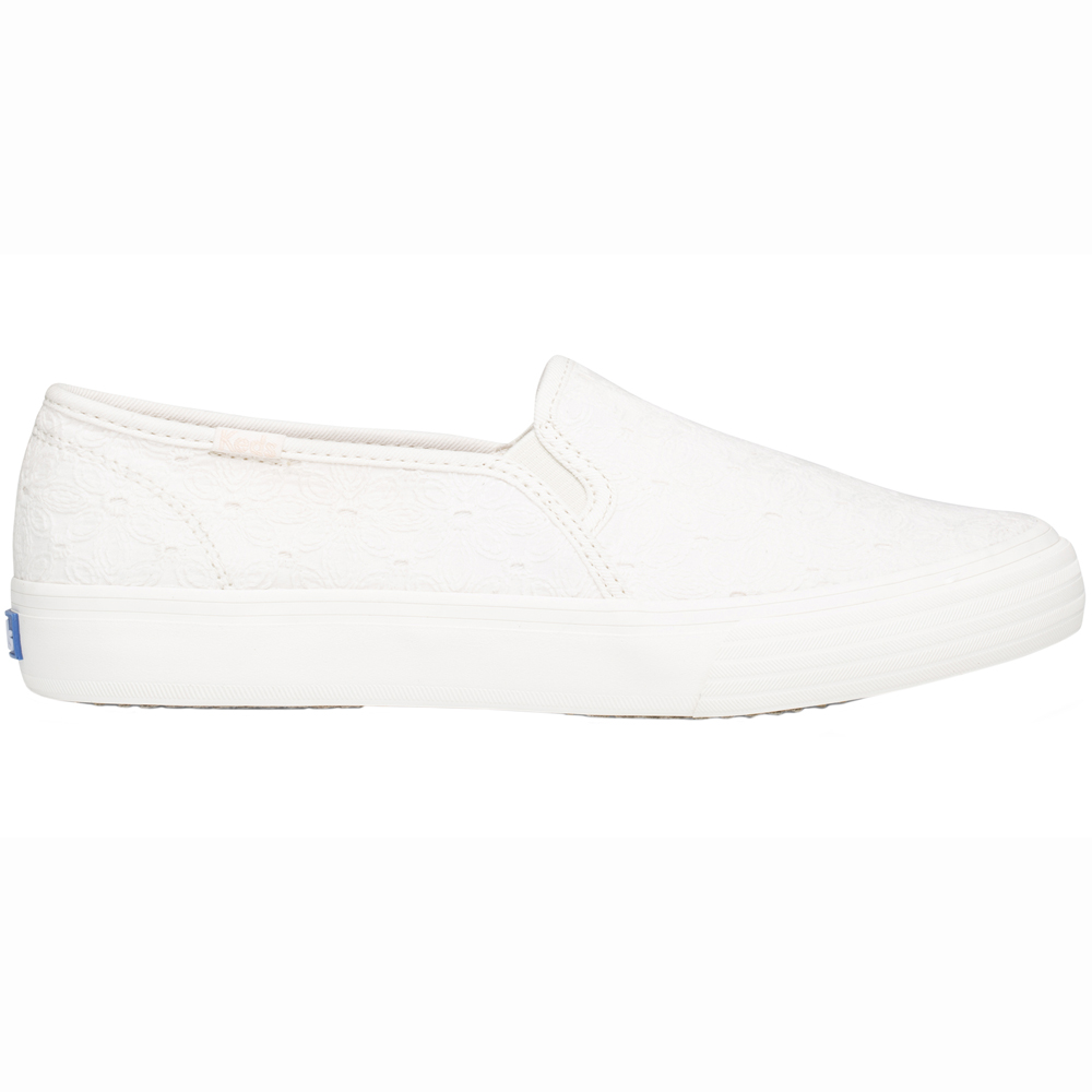keds eyelet slip on